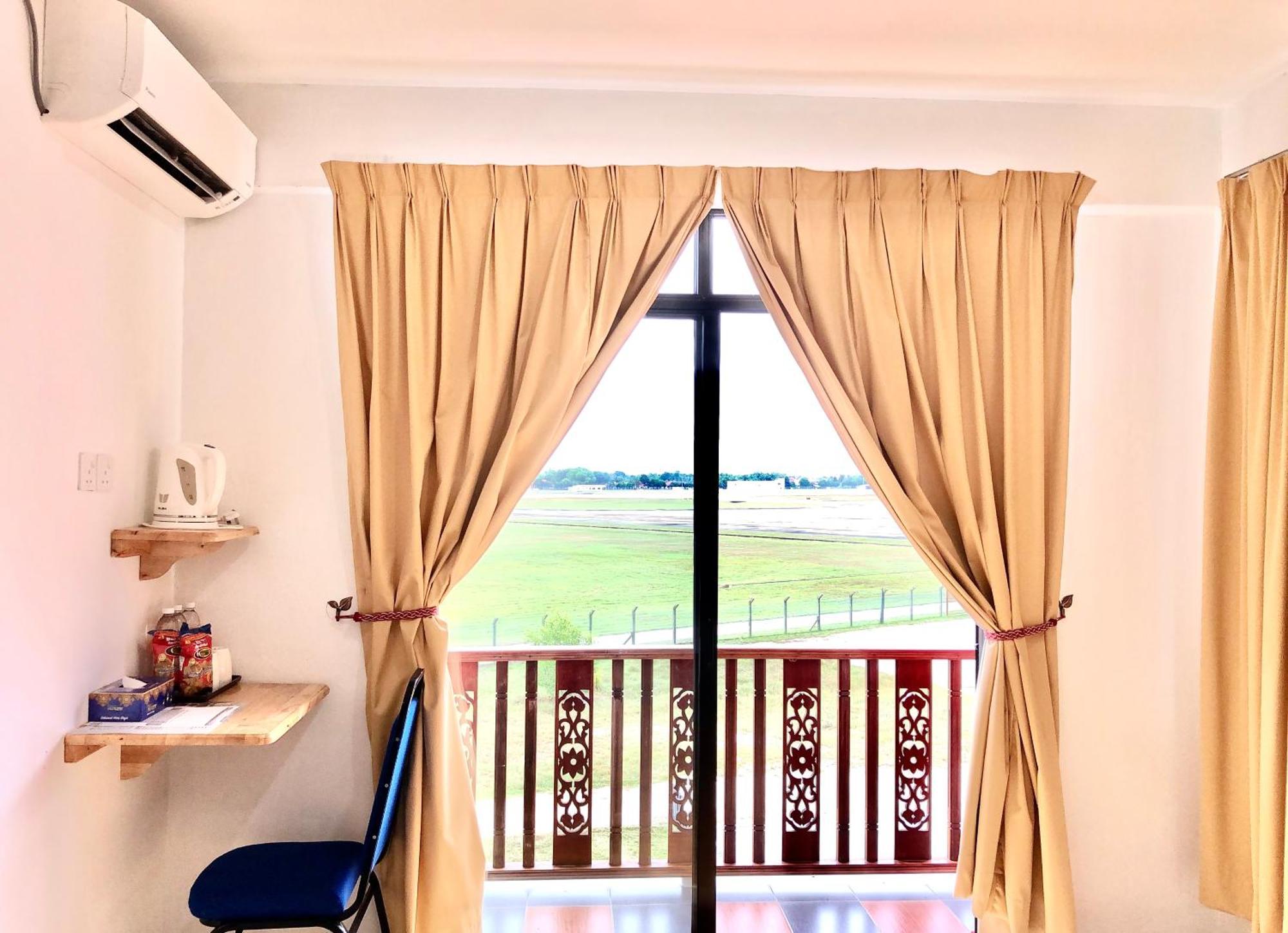 Am Transit Inn, Kuala Terengganu Exterior photo